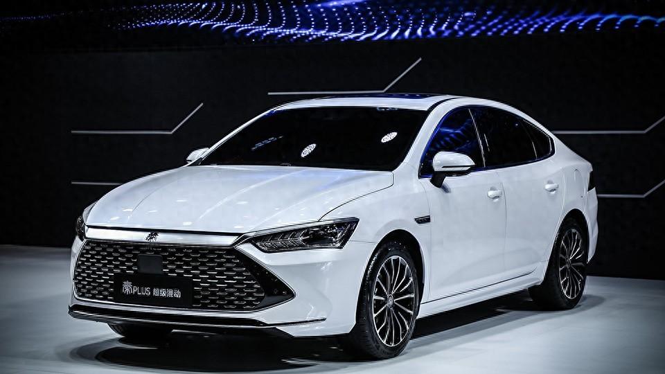2024年汽車價格戰,插混與純電,更適合買混動?