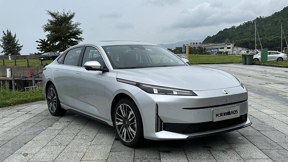 2024年汽車價格戰,插混與純電,更適合買混動?