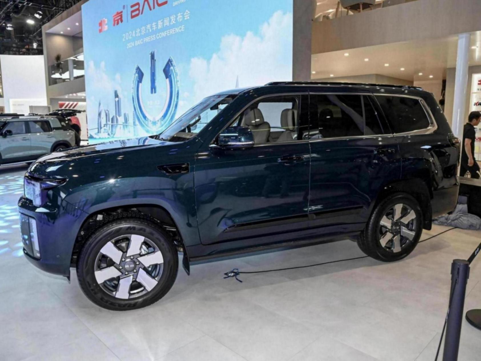 配1.5T增程系統(tǒng) 汽車BJ60魔核電驅(qū)版下線 續(xù)航1200km