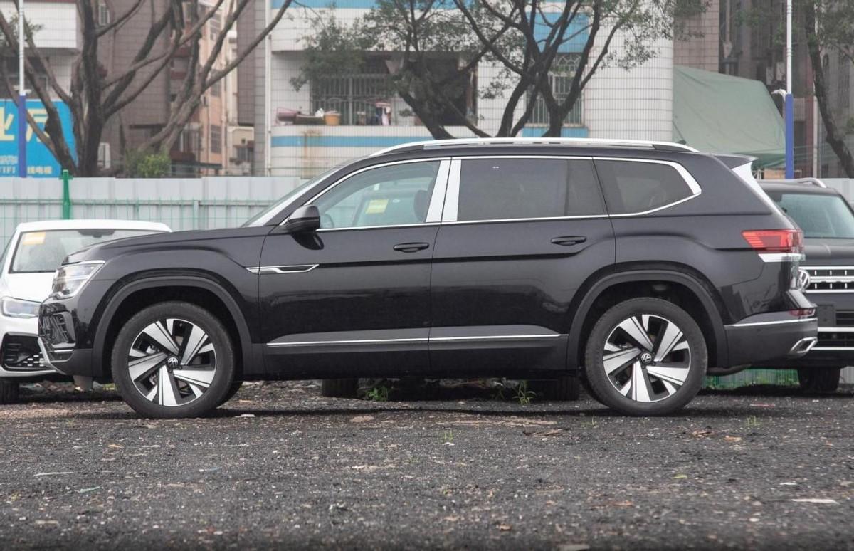 又一款能打的SUV放價(jià)了,造型魁梧大氣,但也要小心購(gòu)車套路