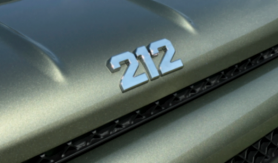 全新212總算發布,經典方盒子硬頂帶書包,內有大屏,2.0T大馬力