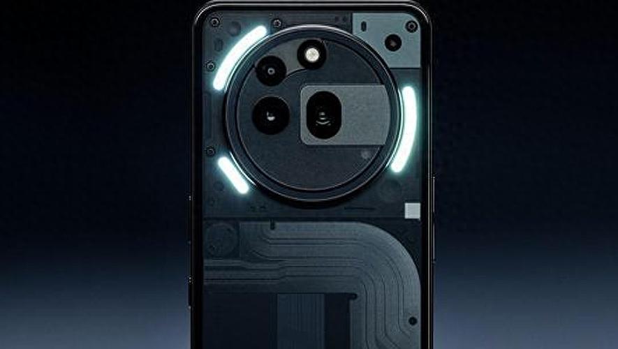 MWC 2025炸裂開場!魅族真我?guī)p峰對決,新機技術(shù)顛覆想象!