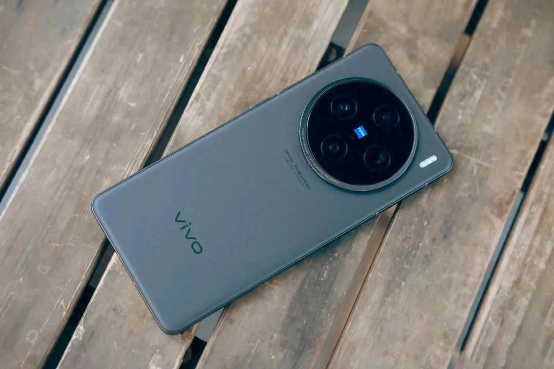 vivo vs OPPO:誰(shuí)的照相更強(qiáng)一些?
