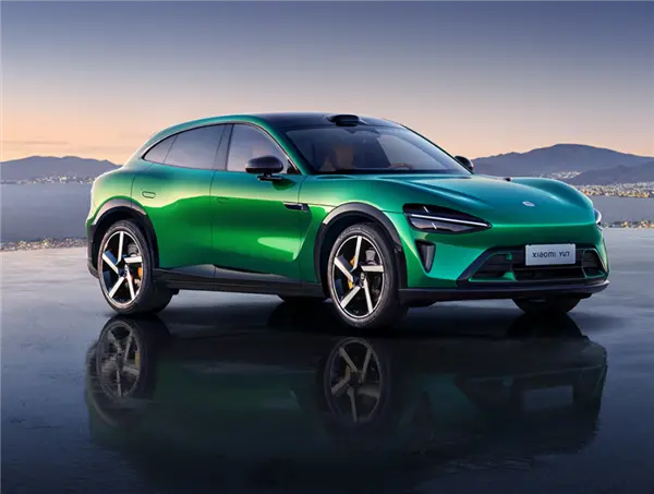 雷軍：小米汽車APP已上線小米YU7車主指南