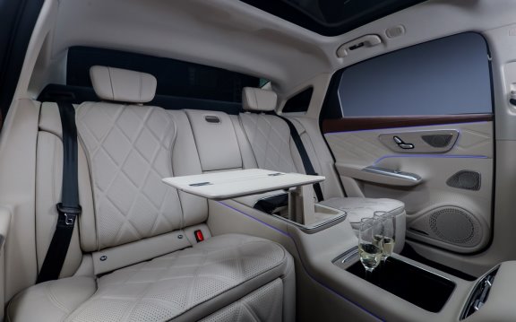 進化不止 風云A9L光輝(四驅)全球上市,超級置換搶購價17.19萬元起 進化不止 風云A9L光輝(四驅)全球上市,超級置換搶購價17.19萬元起